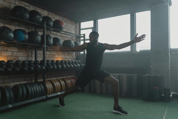 Essential Recovery Strategies for UK Basketball Players Post-Game: Boost Performance and Well-Being